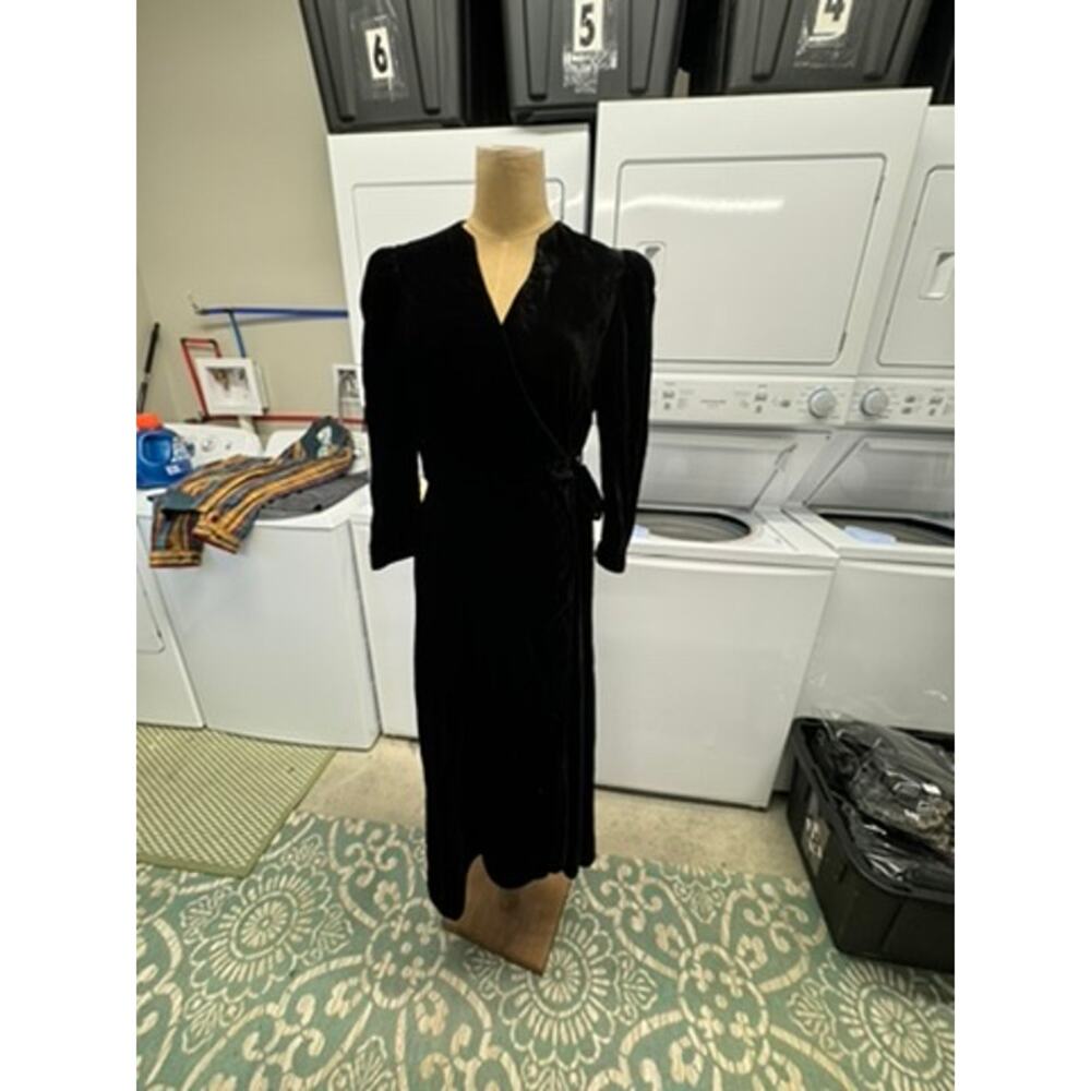 NWT!! RHODE "LAINEY" DRESS ,Black,Goth,Halloween, Velvet,‎ Wrap,